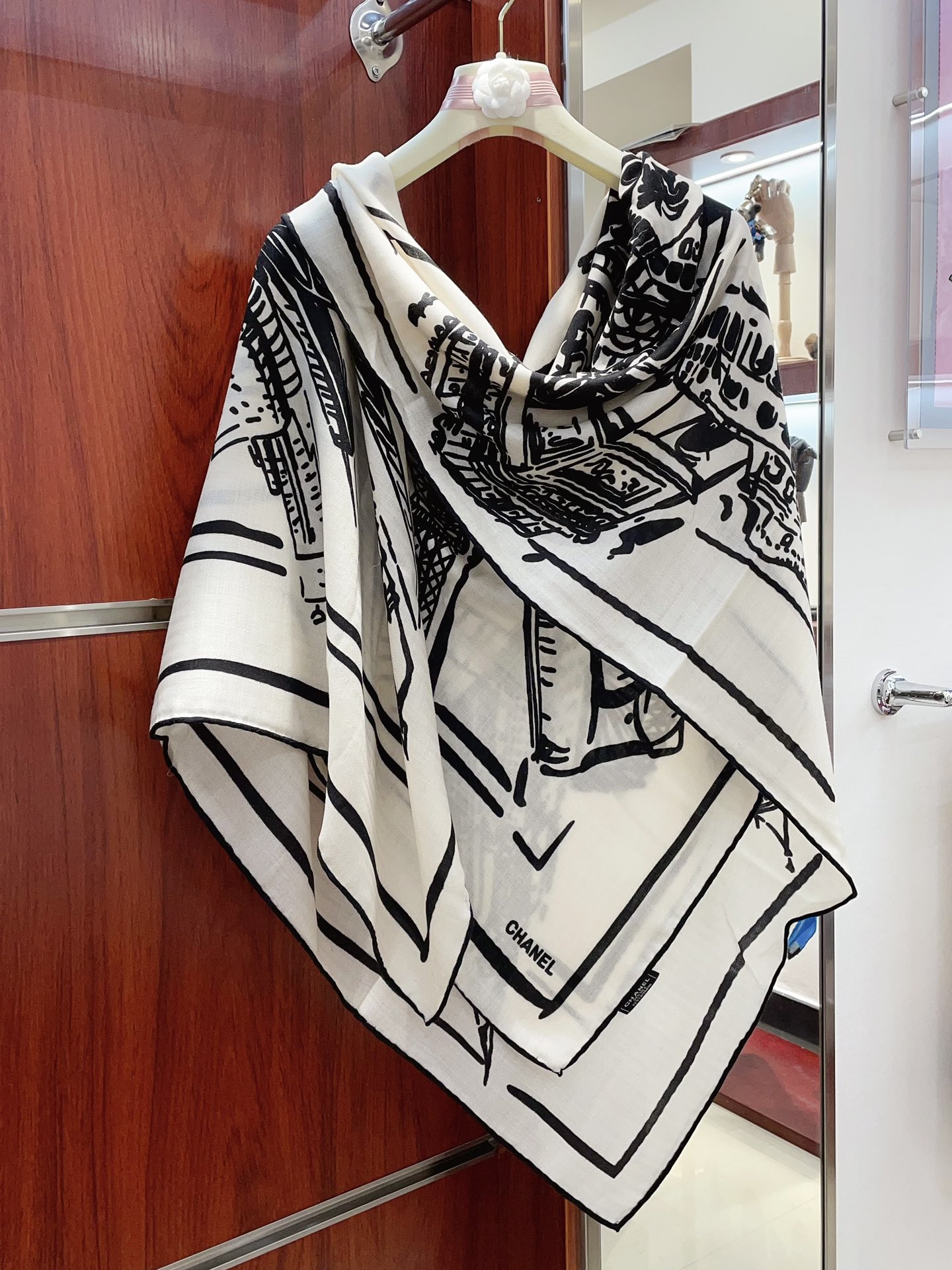 Streetwear Scarf CHANEL 328858 SIZE:140*140cm - vstockx