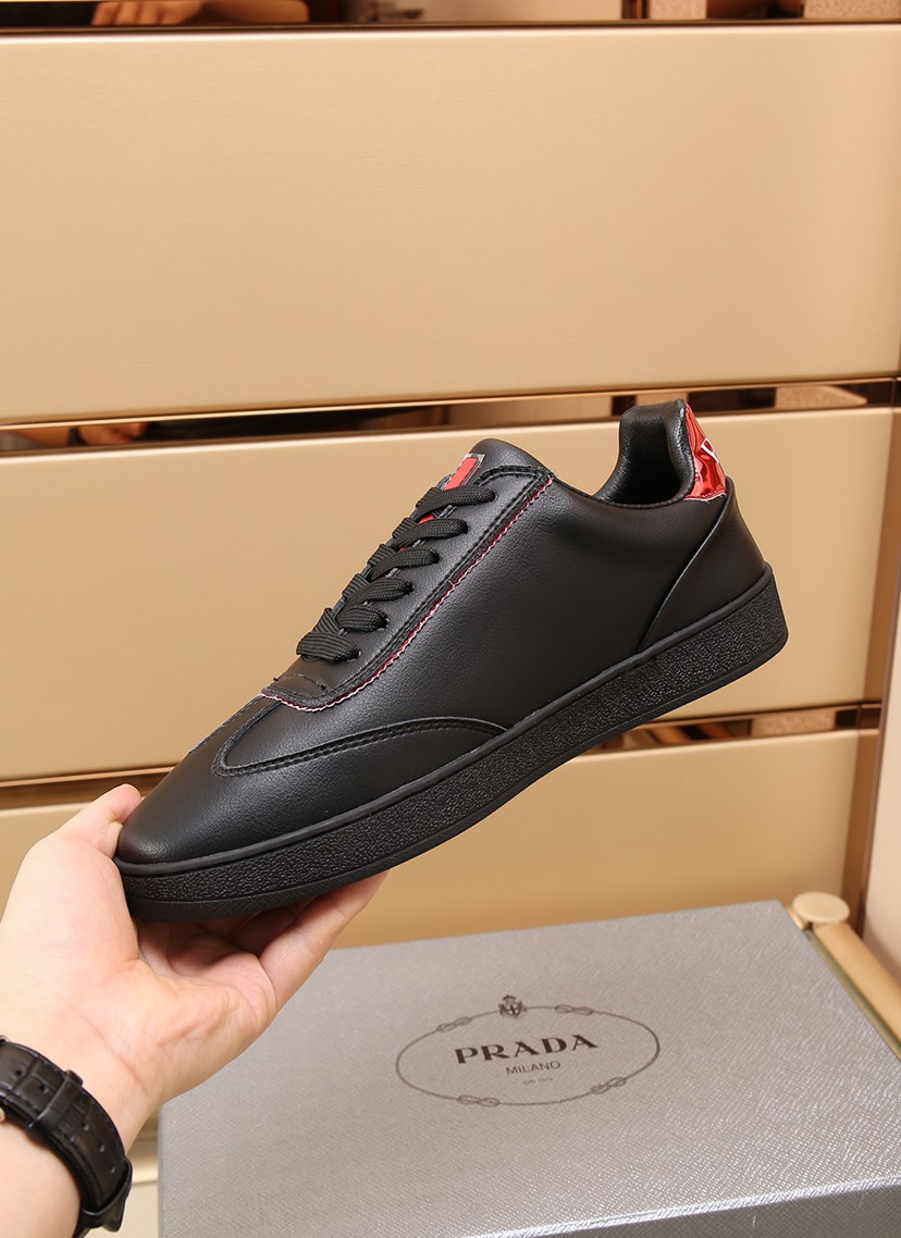 Prada Low Top sneaker 23 - vstockx