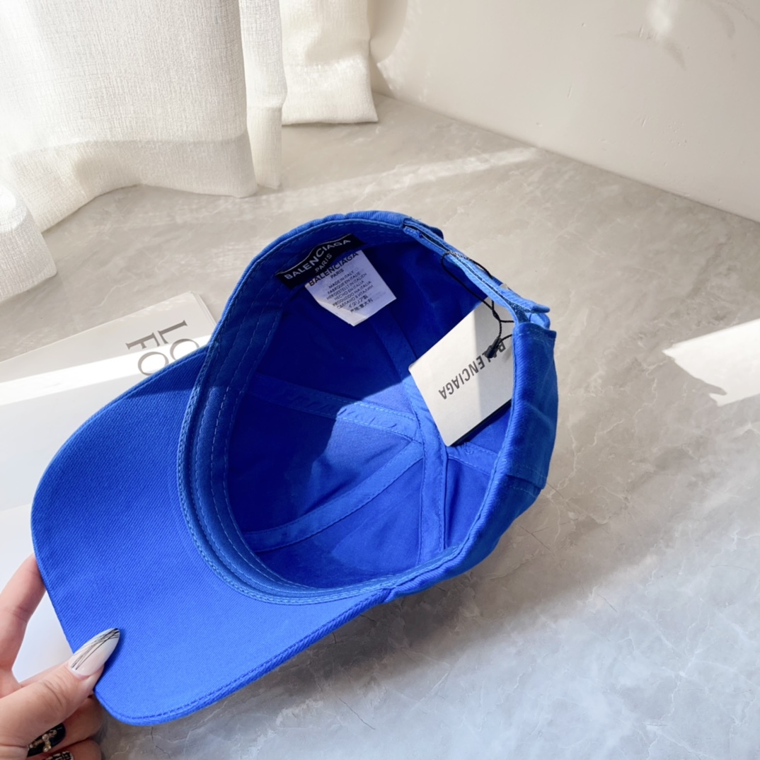 Streetwear Hat Balenciaga 328917 - vstockx