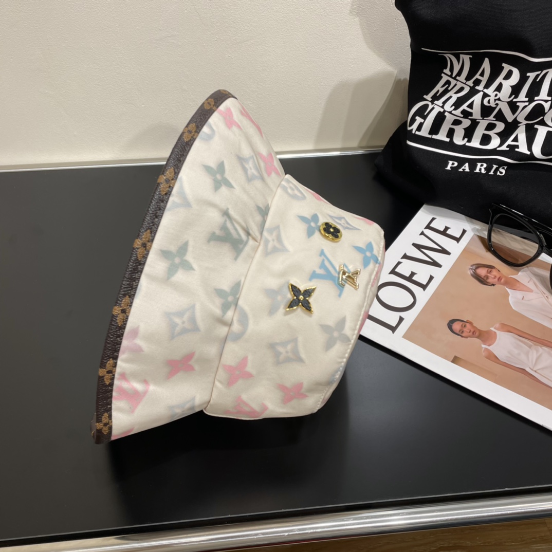 Streetwear Hat LV 329051 - vstockx