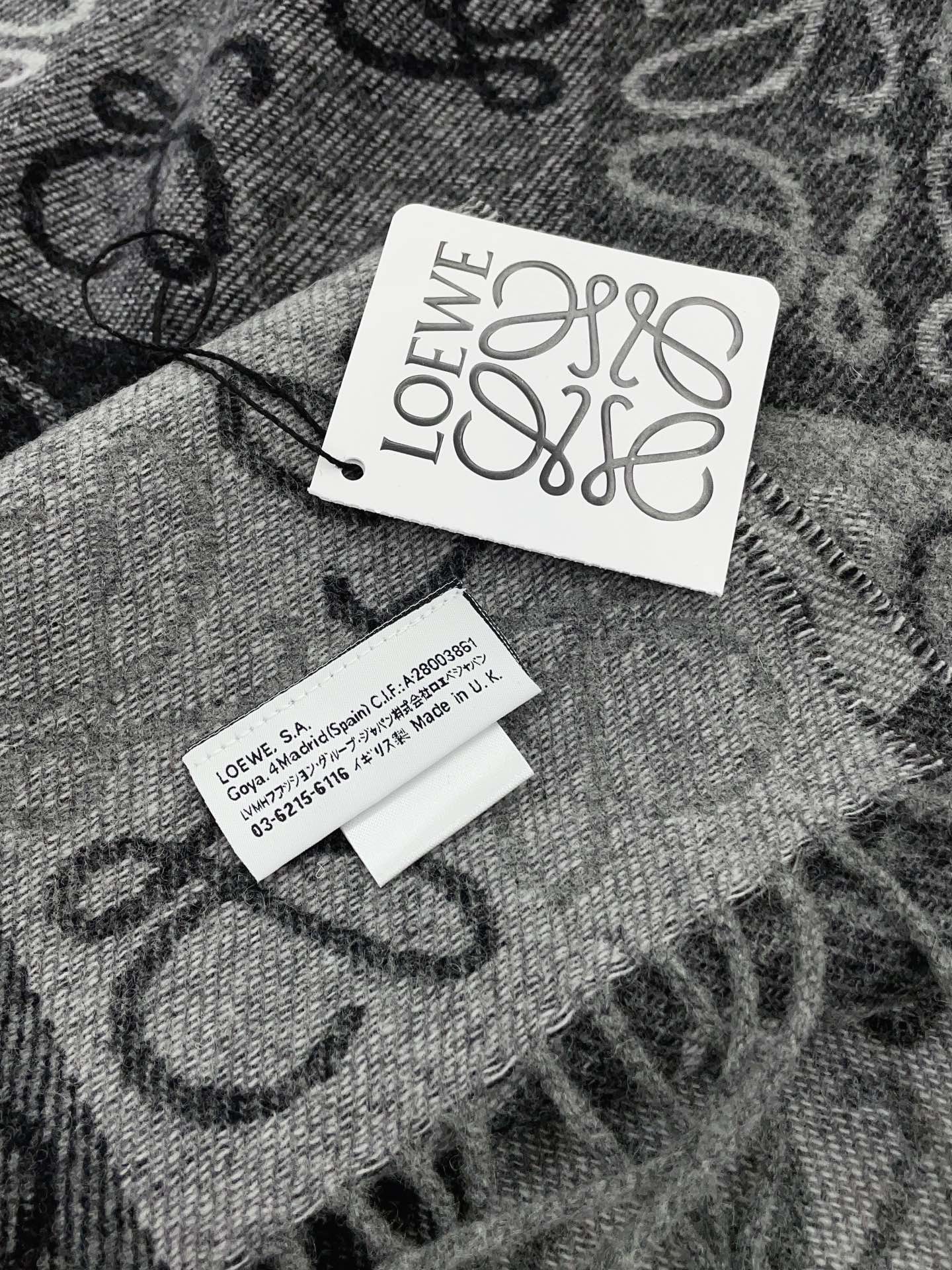 Streetwear Scarf Loewe 328730 SIZE:40x200cm - vstockx