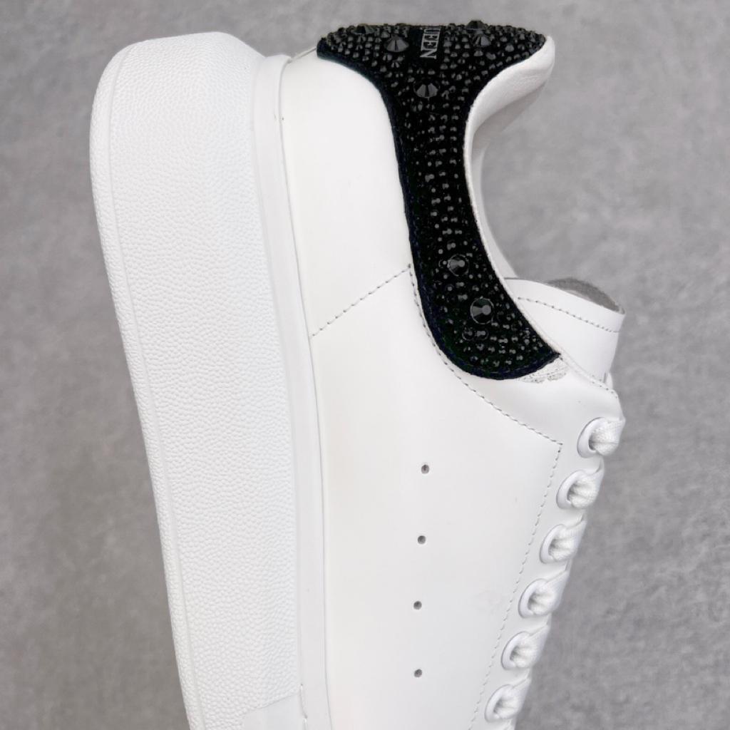 Alexander McQueen Oversized Sneaker in White/jet Black - vstockx