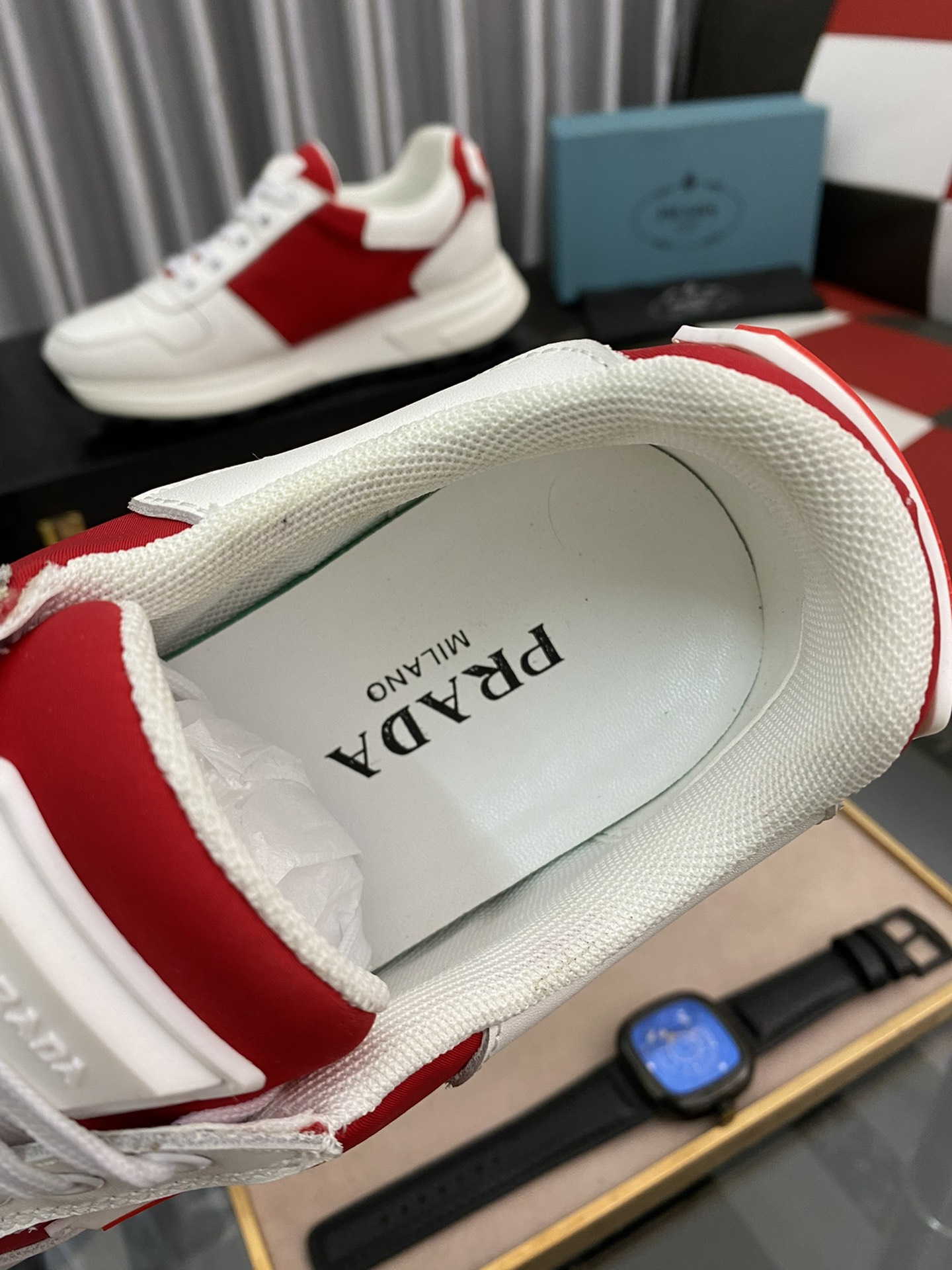 Prada Low Top sneaker 8 - vstockx
