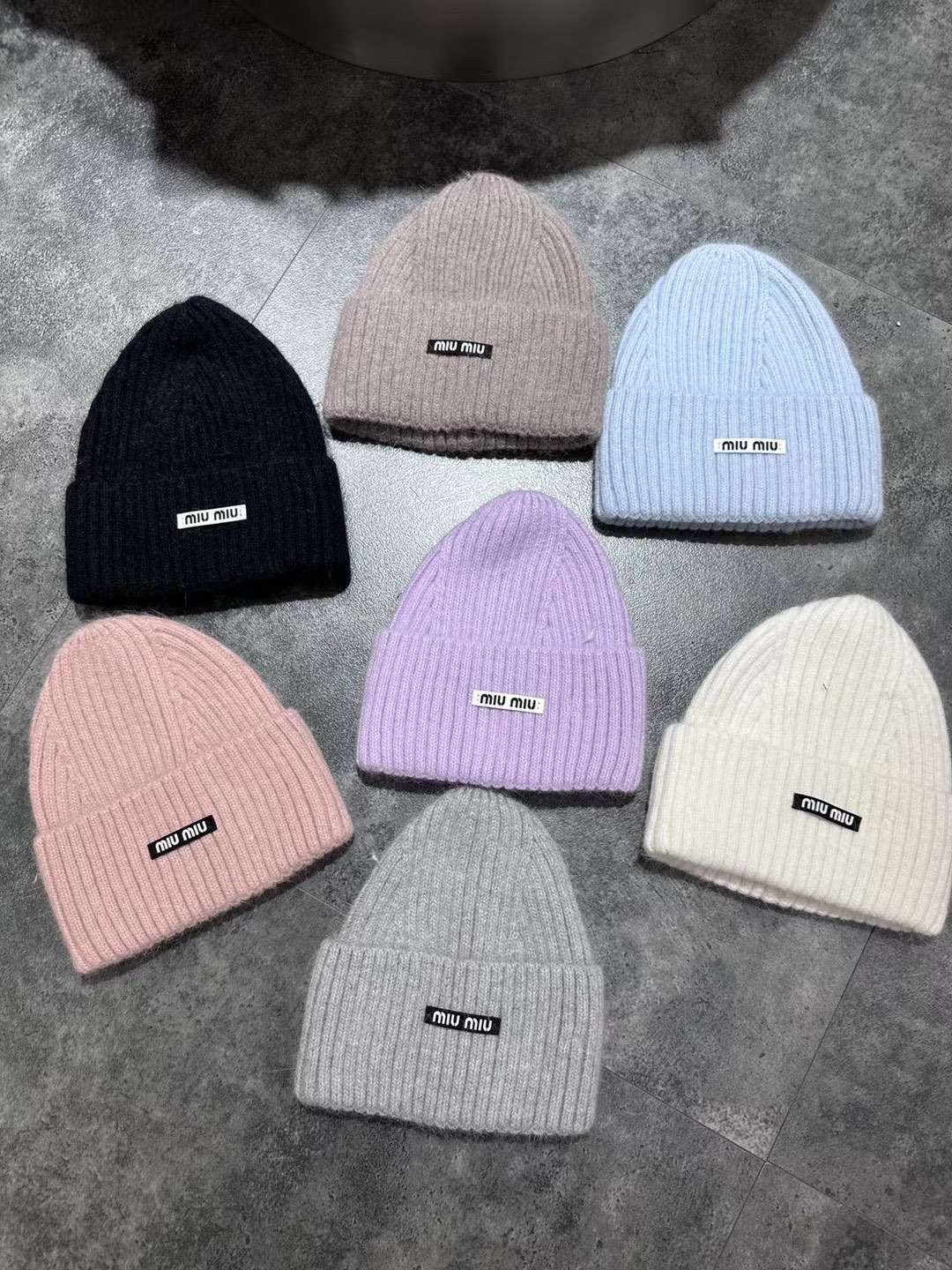 Streetwear Hat Miu 328910 - vstockx
