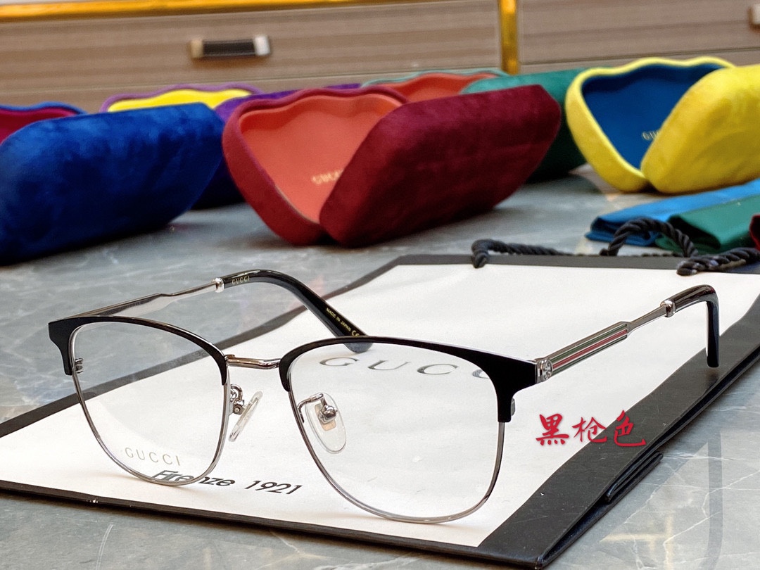 Sunglasses Gucci GG0609OK size:52��18-145 - vstockx