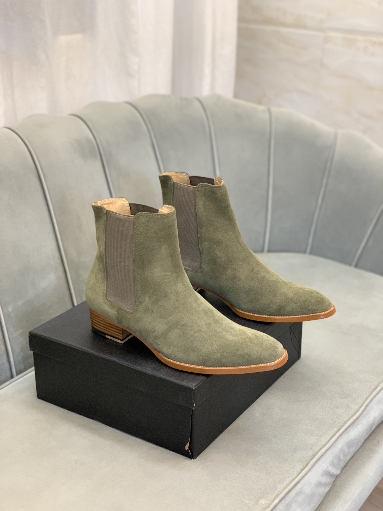 Saint Laurent Boots 9 - vstockx