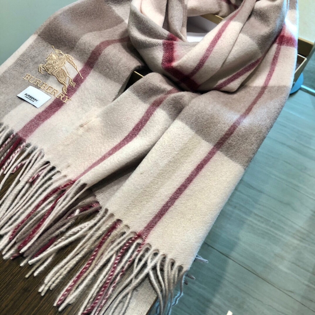 Streetwear Scarf Burberry 329079 size:70x200cm - vstockx