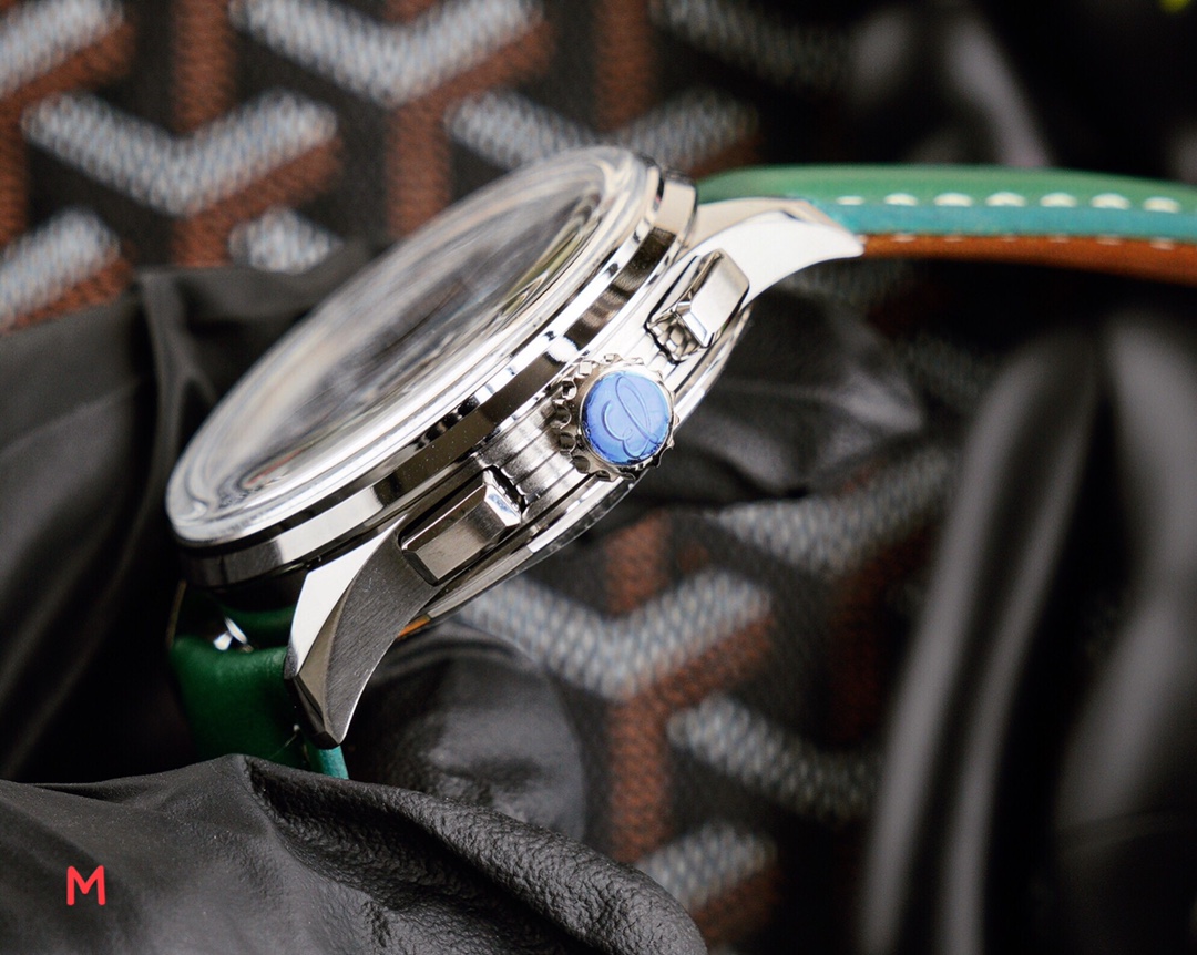 Watches BREITLING 323185 size:43*13 mm - vstockx