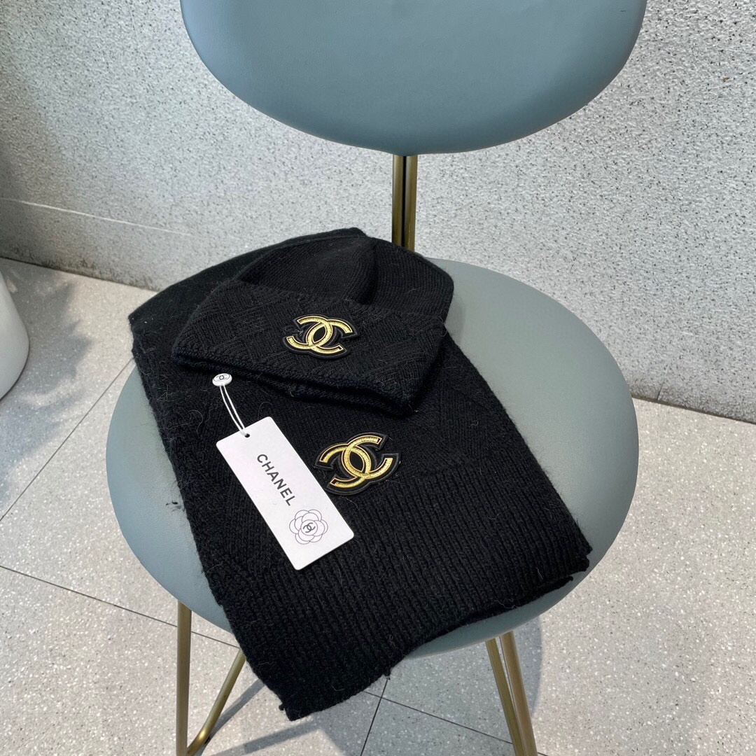 Hat & Scarf Chanel 2 - vstockx