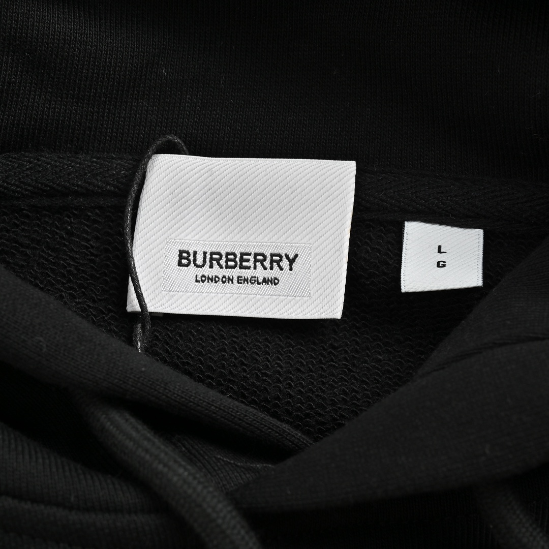 Clothes Burberry 818 - vstockx
