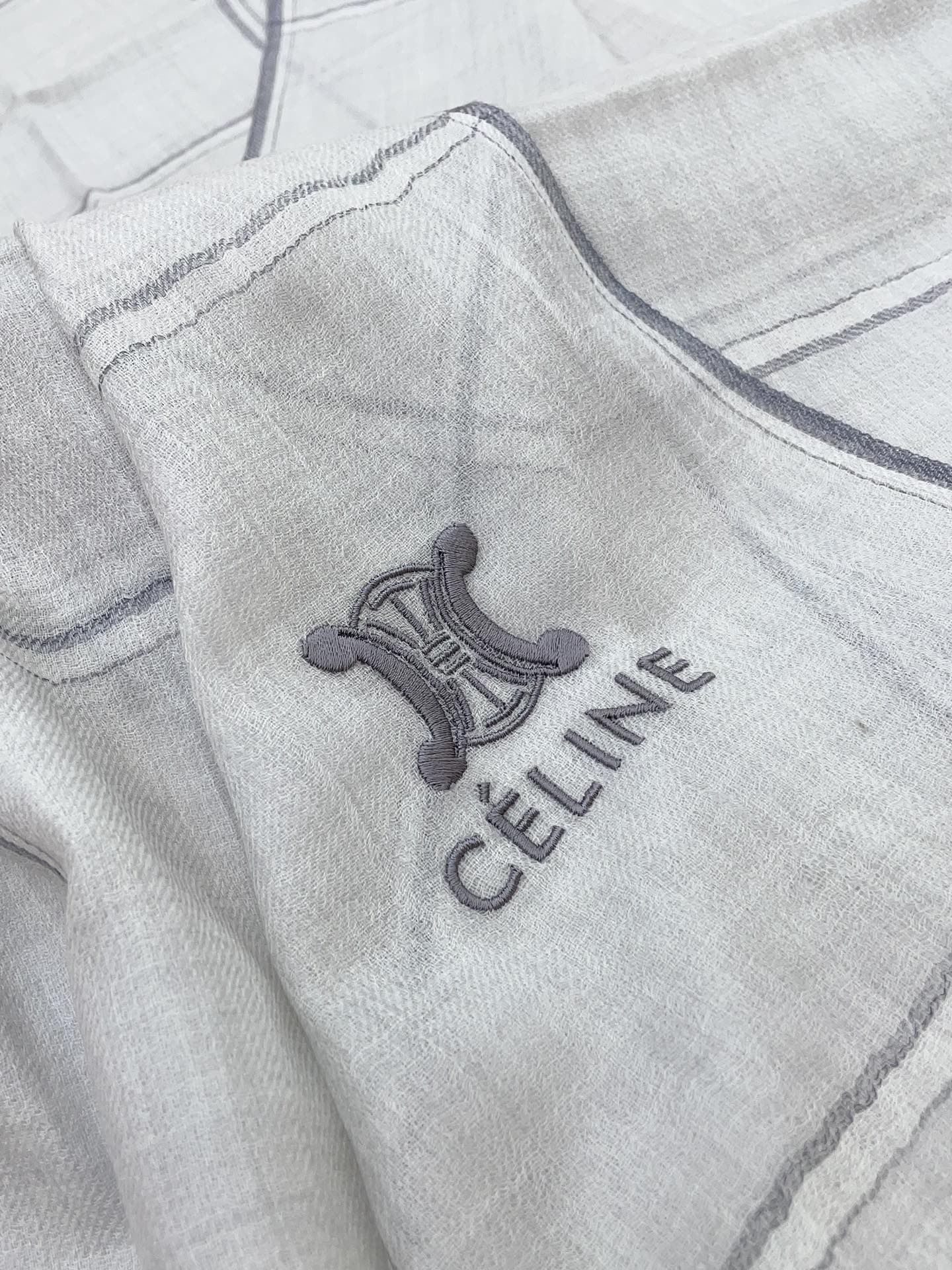 Streetwear Scarf CELINE 328846 SIZE:80*200cm - vstockx