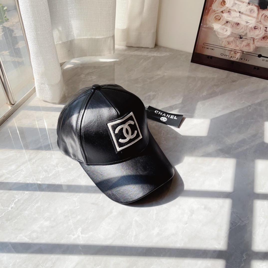 Streetwear Hat Chanel 329376 - vstockx