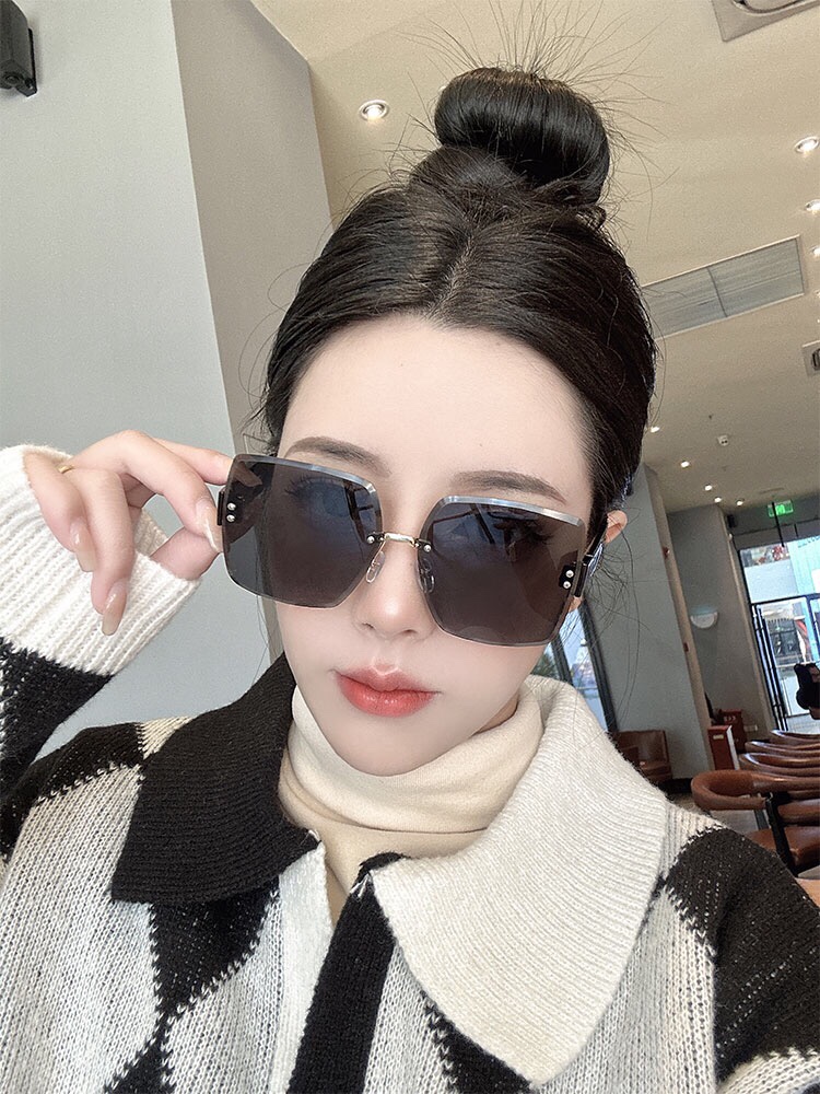 sunglasses Dior 22 - vstockx