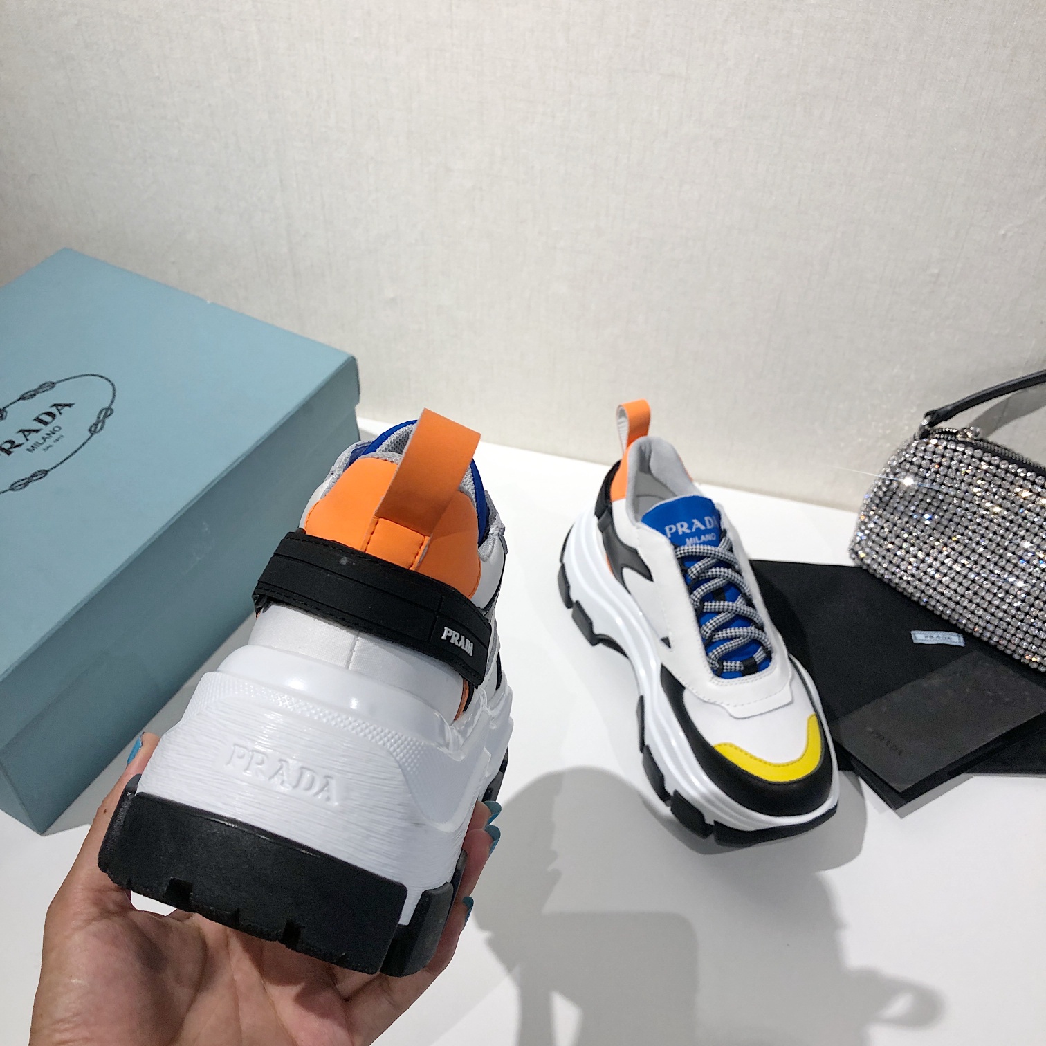 Prada Low Top sneaker 54 - vstockx