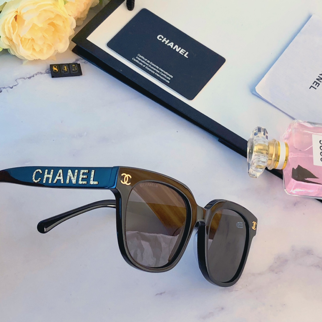 Sunglasses Chanel 5767 - vstockx