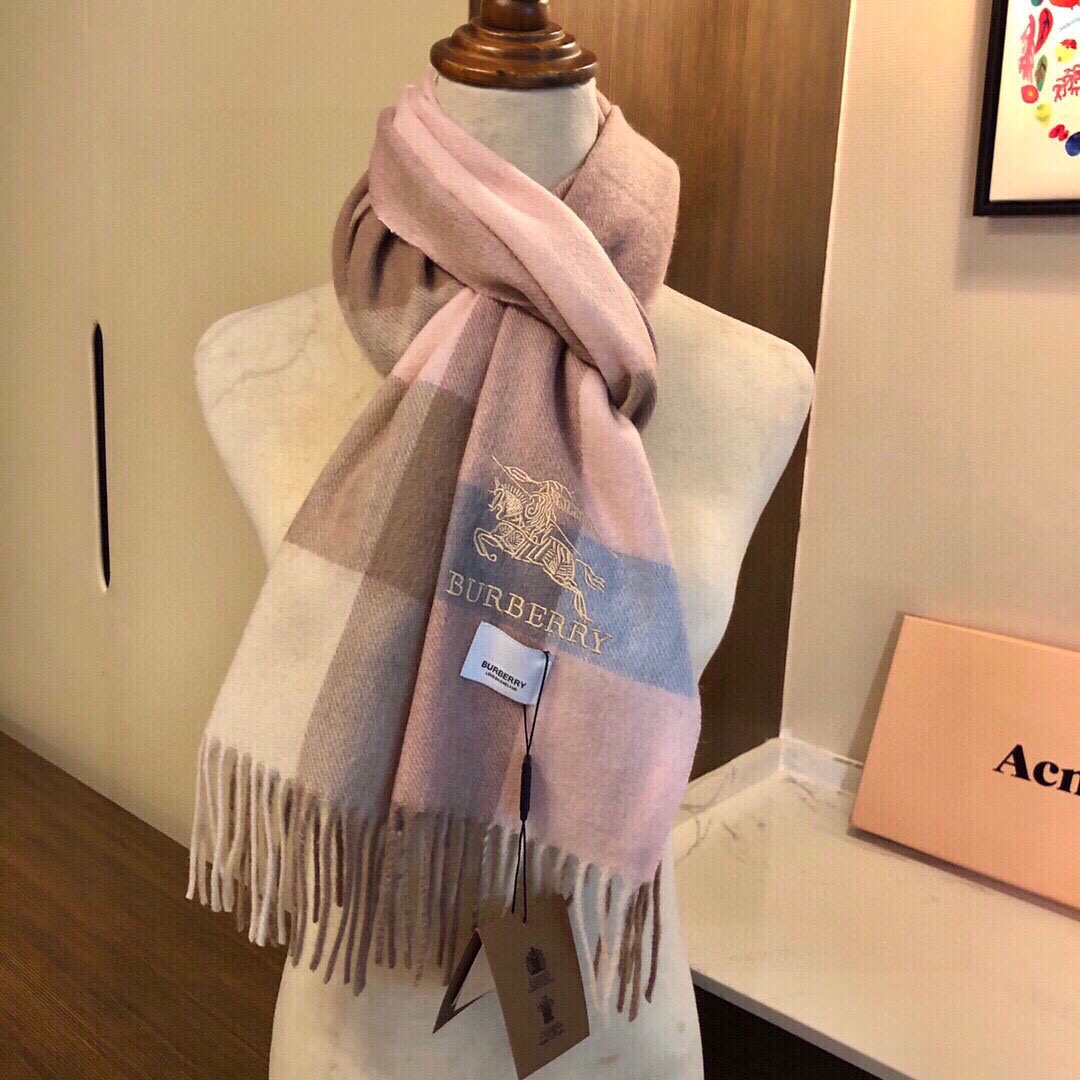 Streetwear Scarf Burberry 329073 size:180*35cm - vstockx