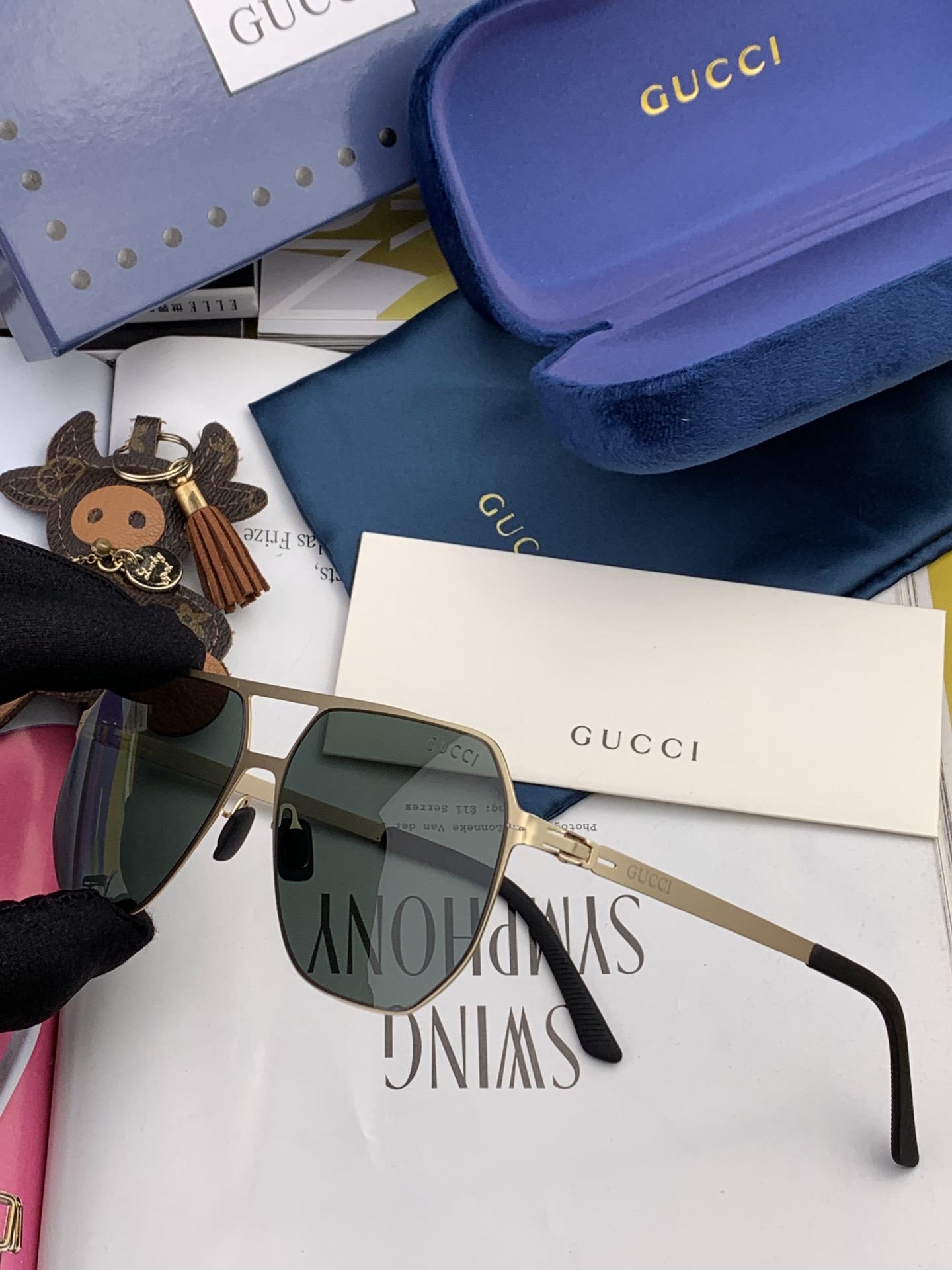 Sunglasses Gucci G1731 - vstockx