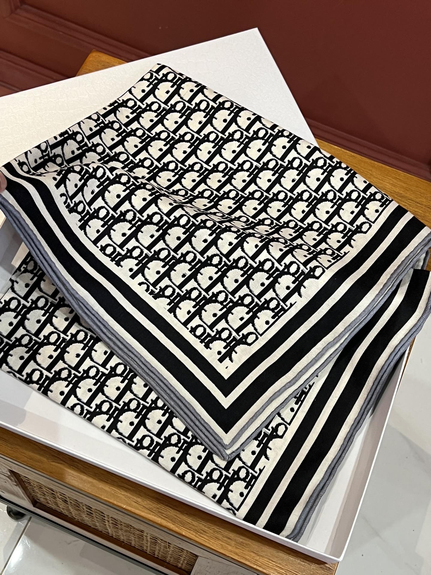 Streetwear Scarf Dior 328966 size:65x180cm - vstockx