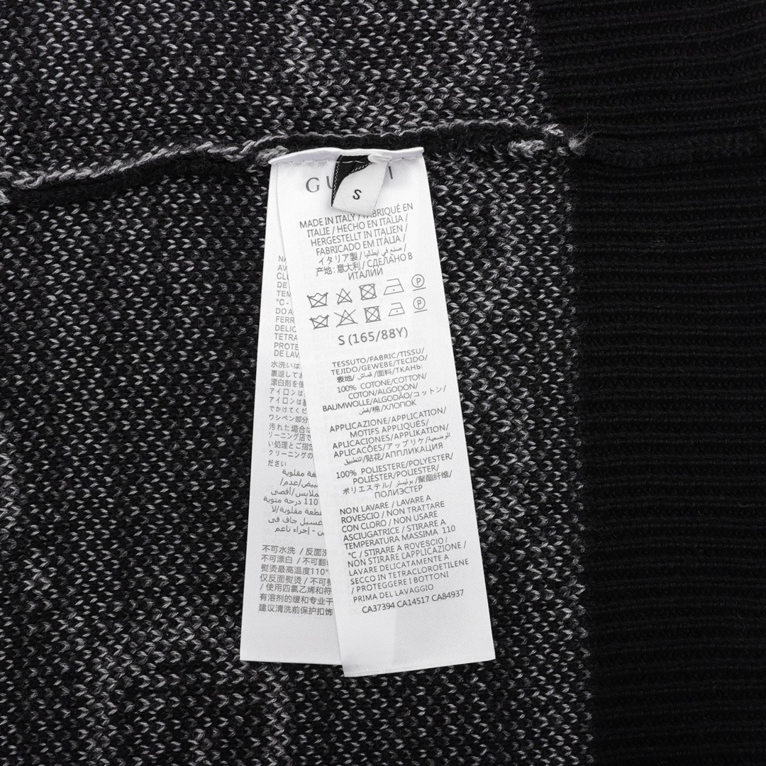 Clothes Gucci 335 - vstockx