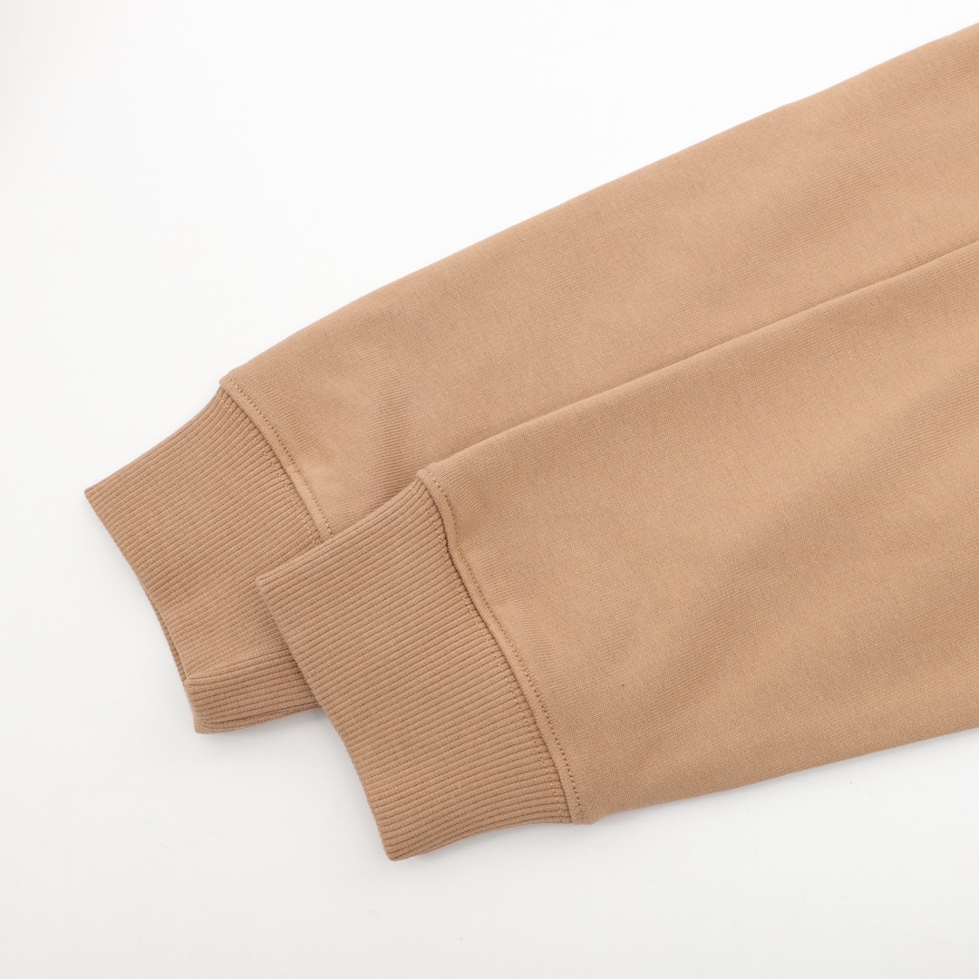 Clothes Burberry 814 - vstockx