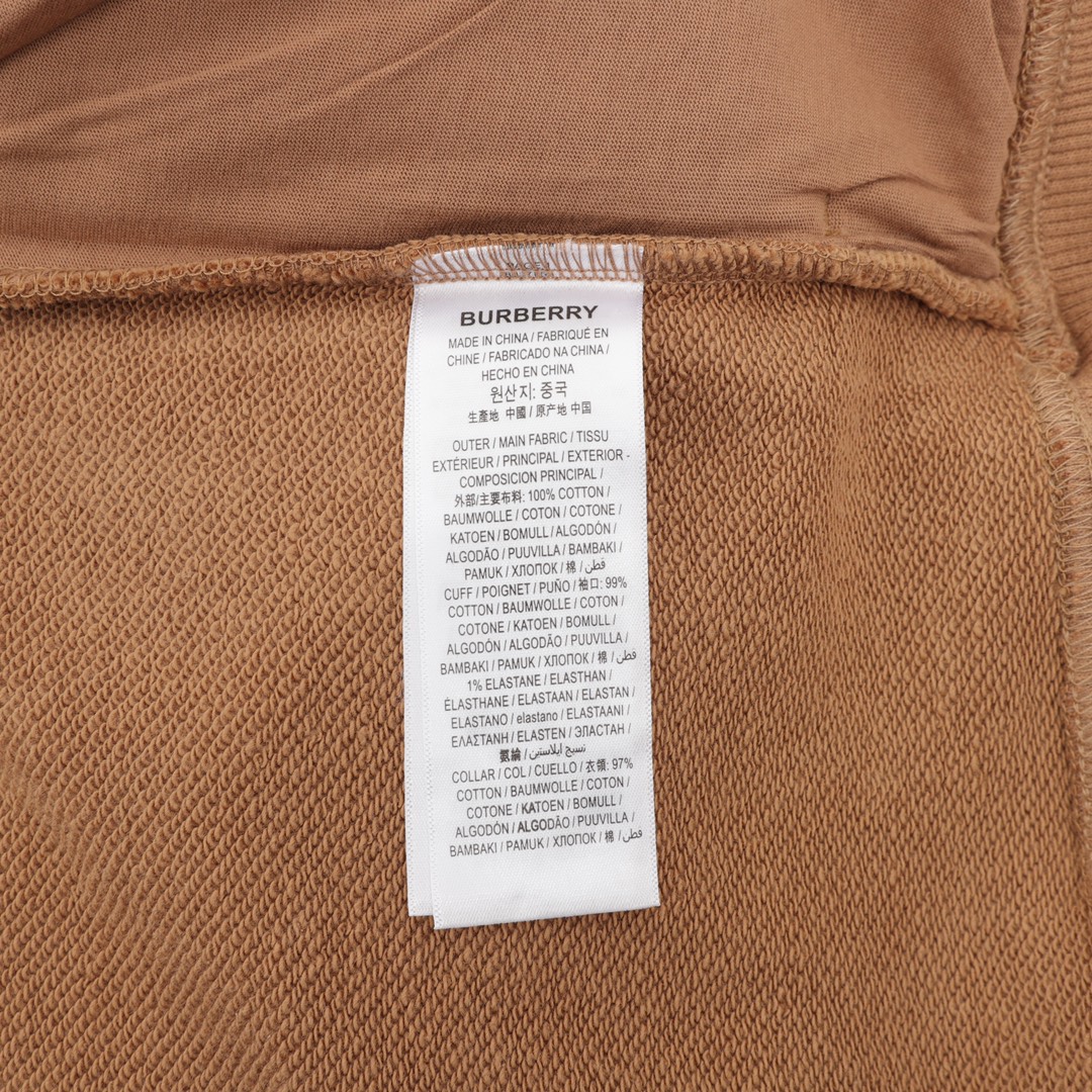 Clothes Burberry 758 - vstockx