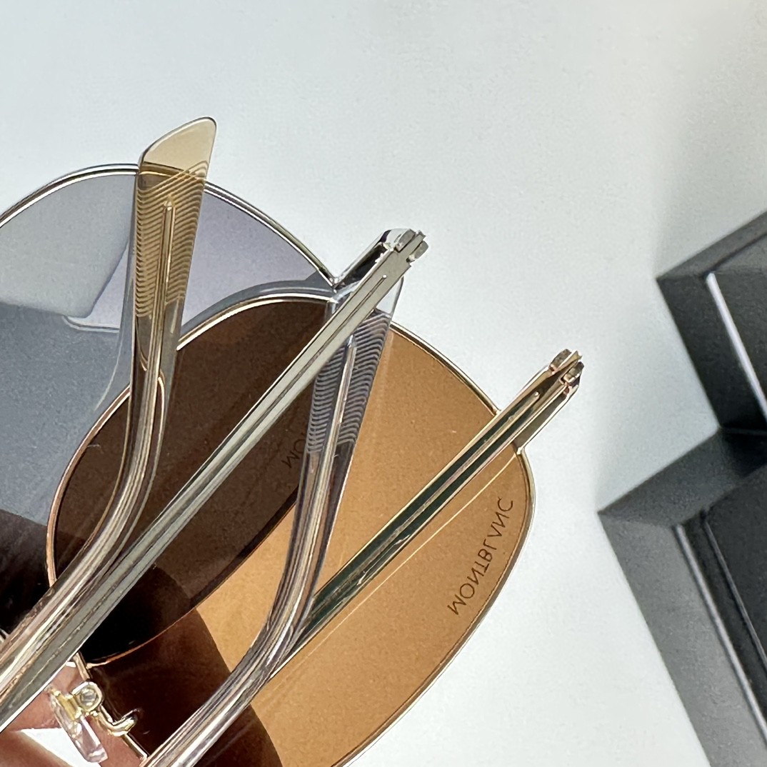 Sunglasses MONT BLANC MB0265S 54 20-145 - vstockx