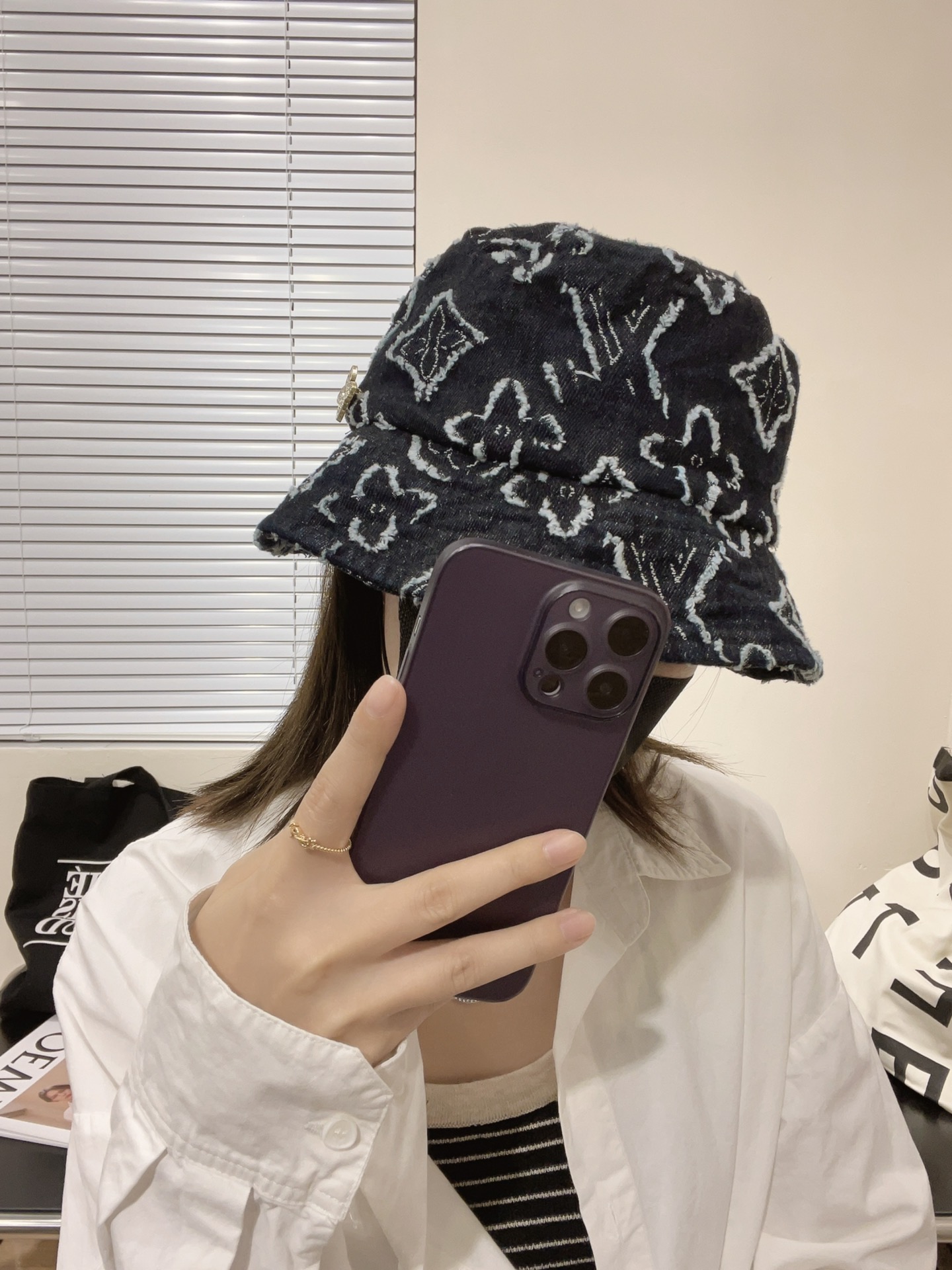 Streetwear Hat LV 329053 - vstockx