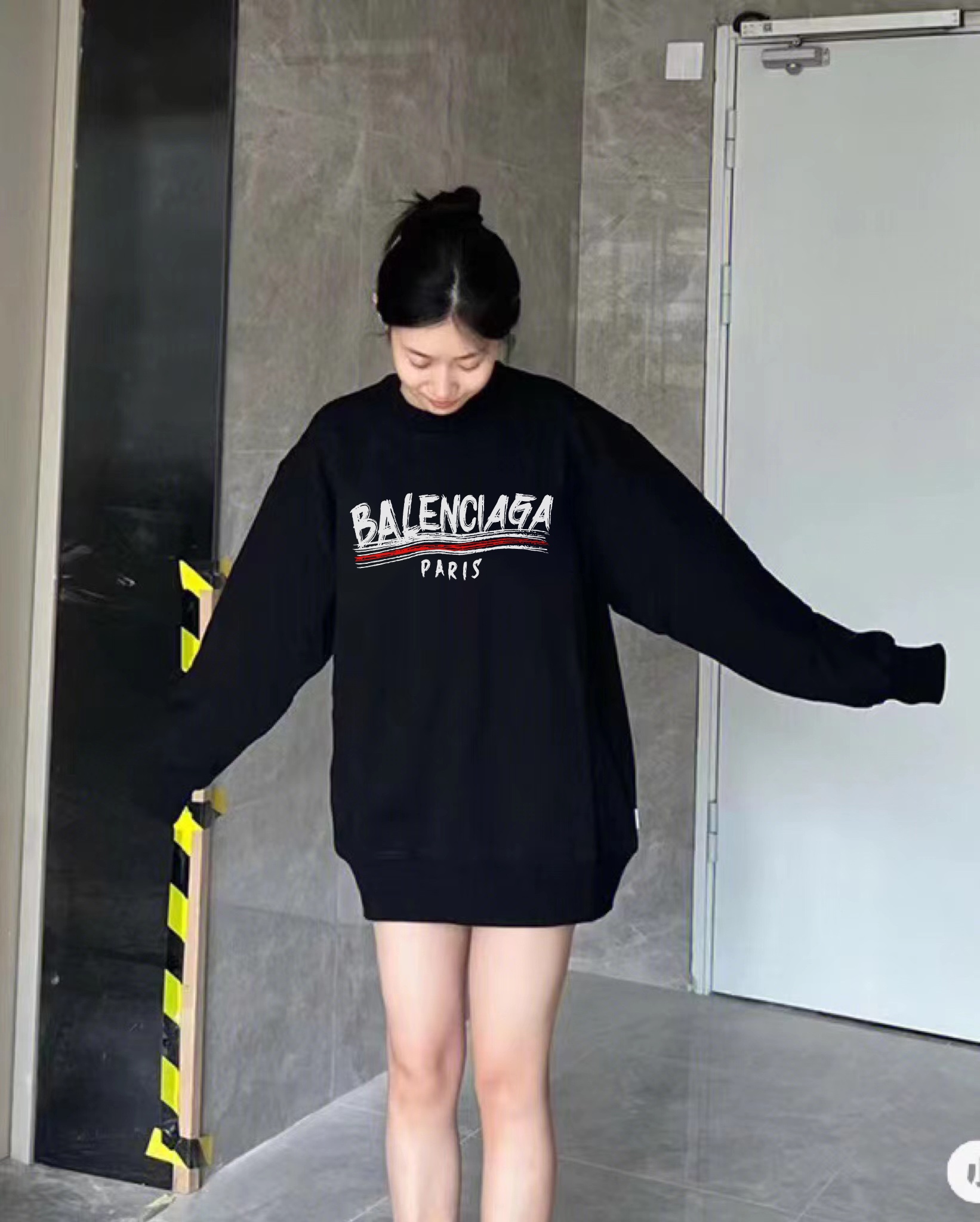 Clothes Balenciaga 129 - vstockx