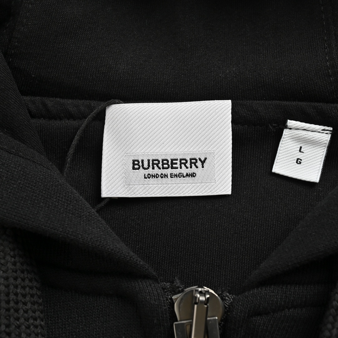 Clothes Burberry 812 - vstockx