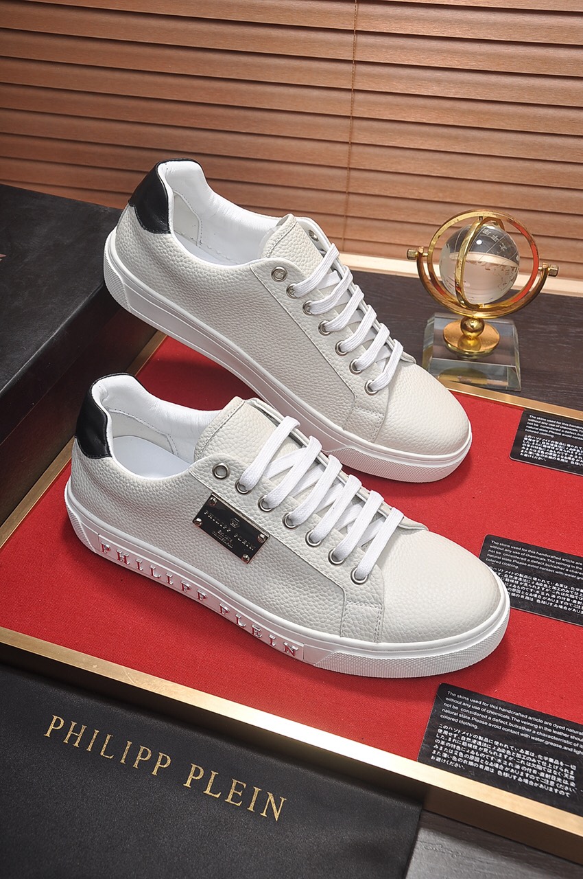 Philipp Plein Low Top Sneakers 23 - vstockx