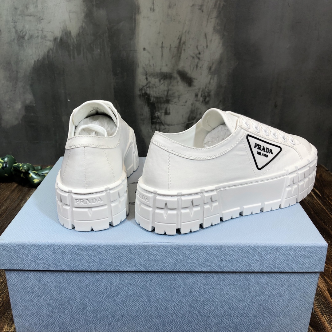 Prada Double Wheel sneaker 4 - vstockx