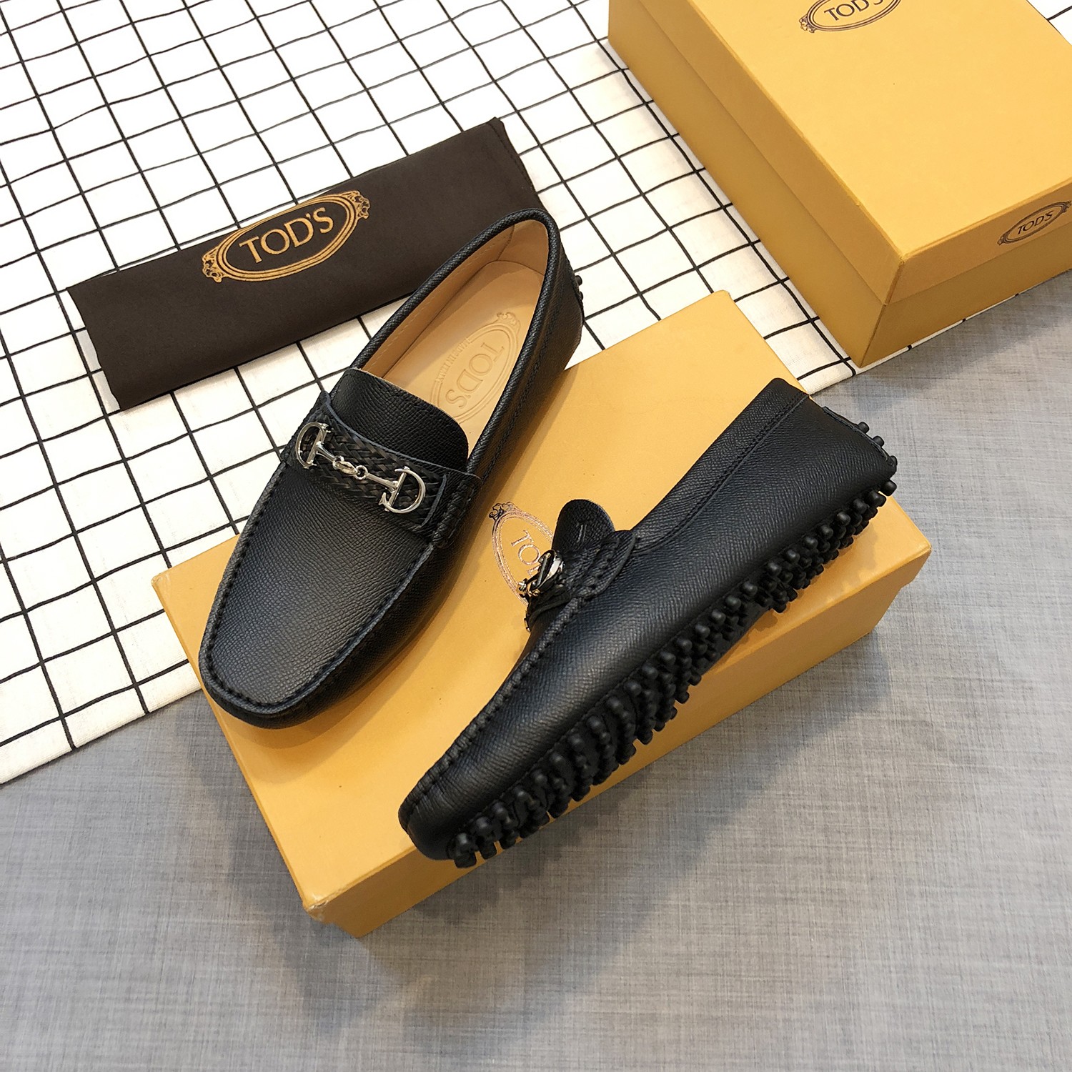 TOD'S Loafers 2 - vstockx