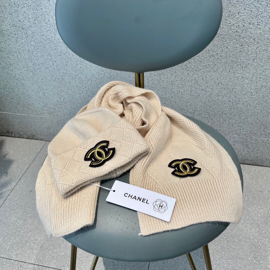 Hat & Scarf Chanel 2 - vstockx
