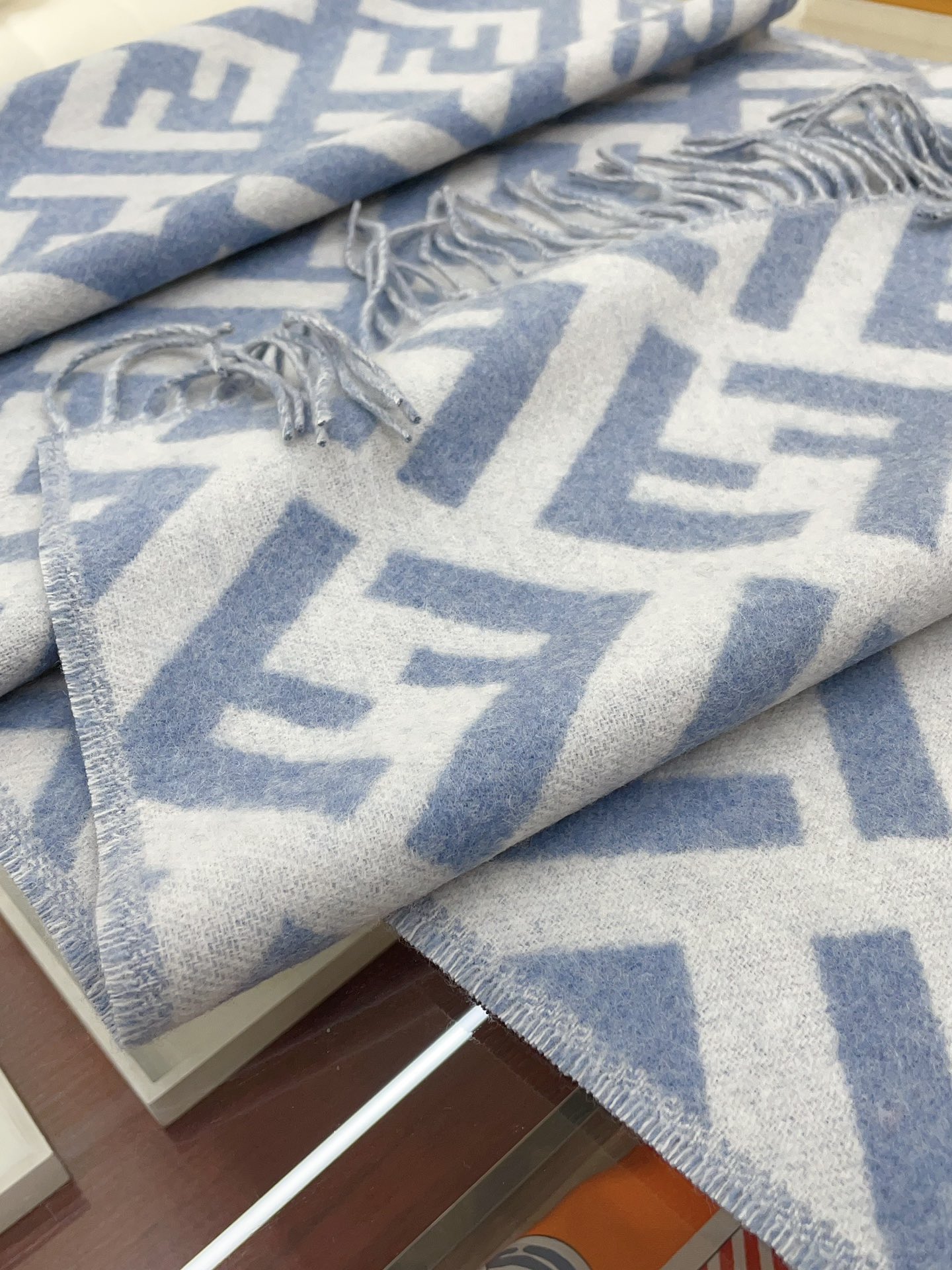 Streetwear Hat Fendi 328871 - vstockx