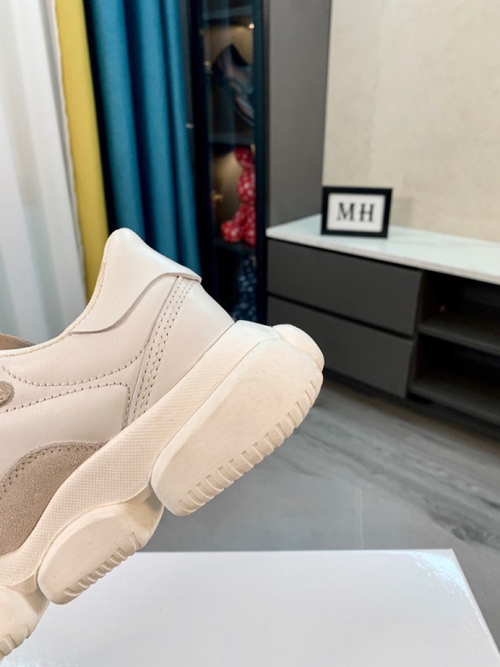 Moncler Low Top Sneaker 4 - vstockx