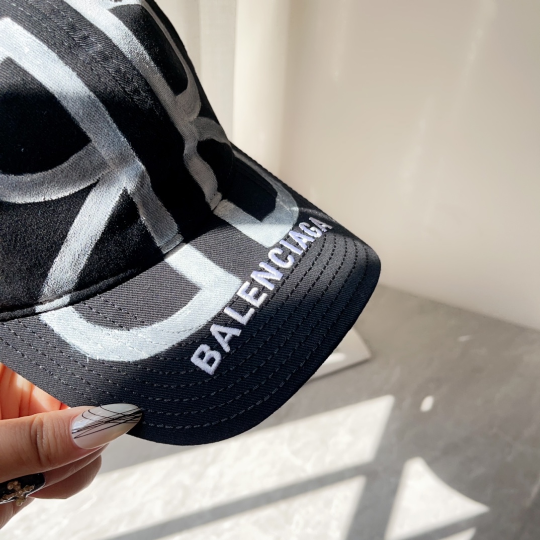 Streetwear Hat balenciaga 328914 - vstockx
