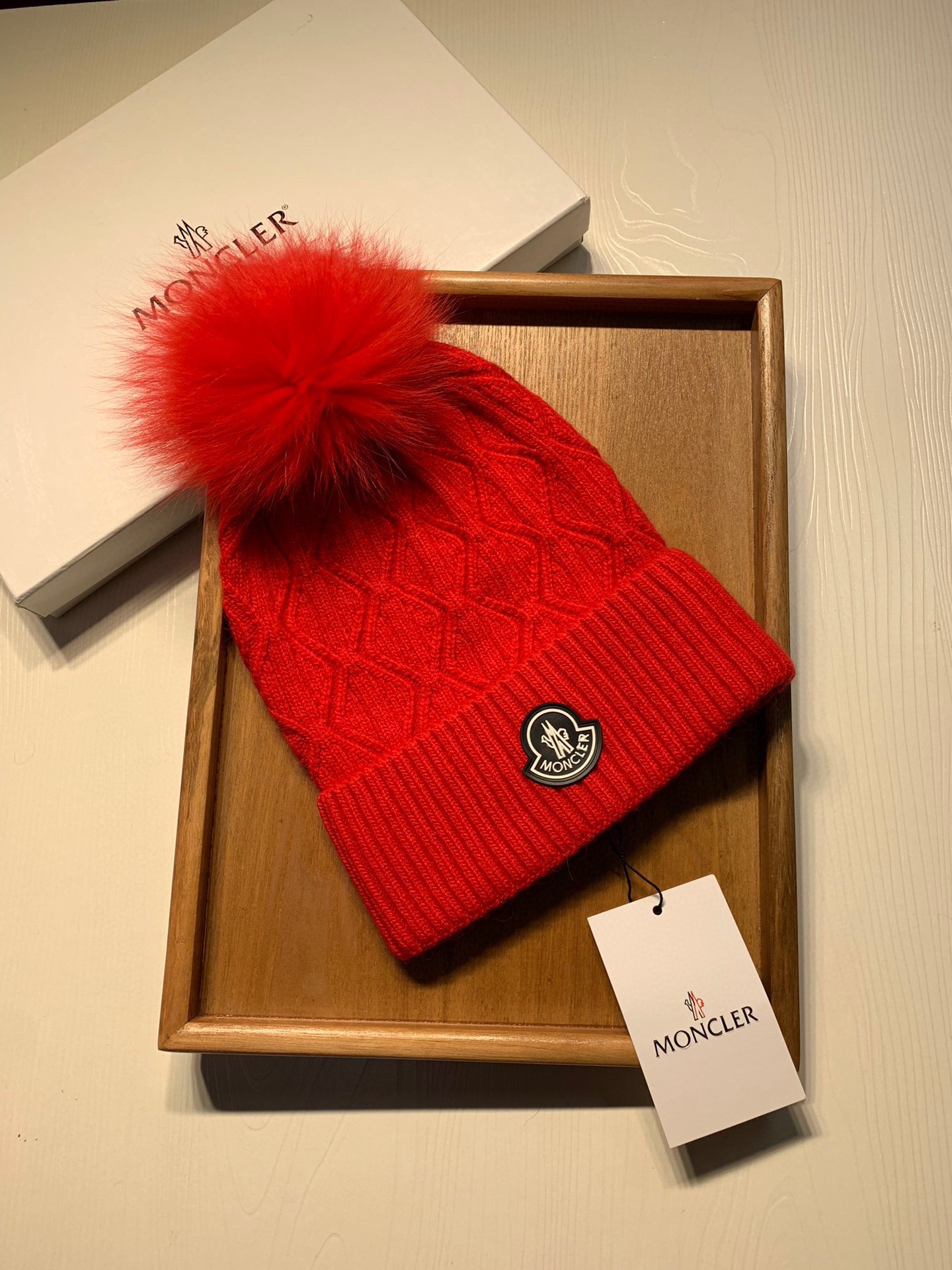 Hat Moncler 4 - vstockx