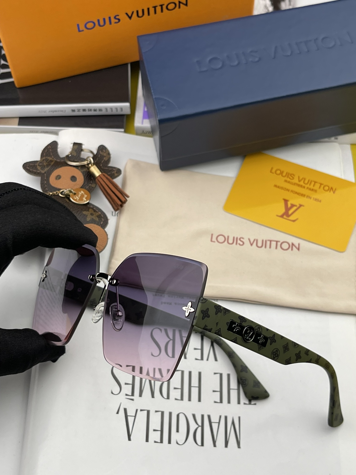 sunglasses Dior L1294 - vstockx