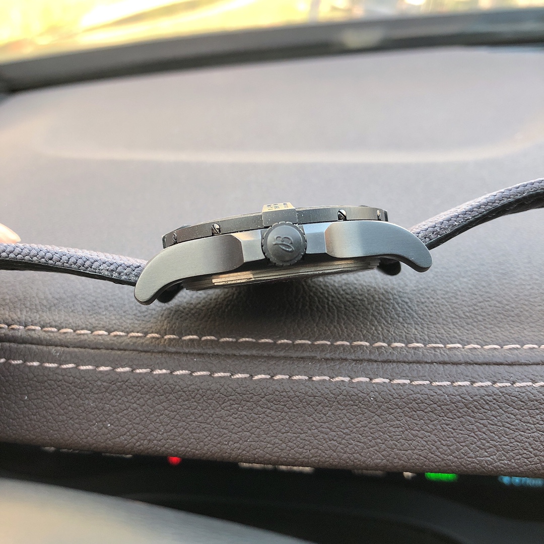 Watches BREITLING 323233 size:44 mm - vstockx