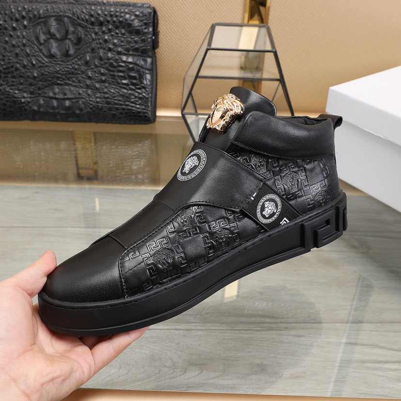 Versace High Top Sneaker 6 - vstockx
