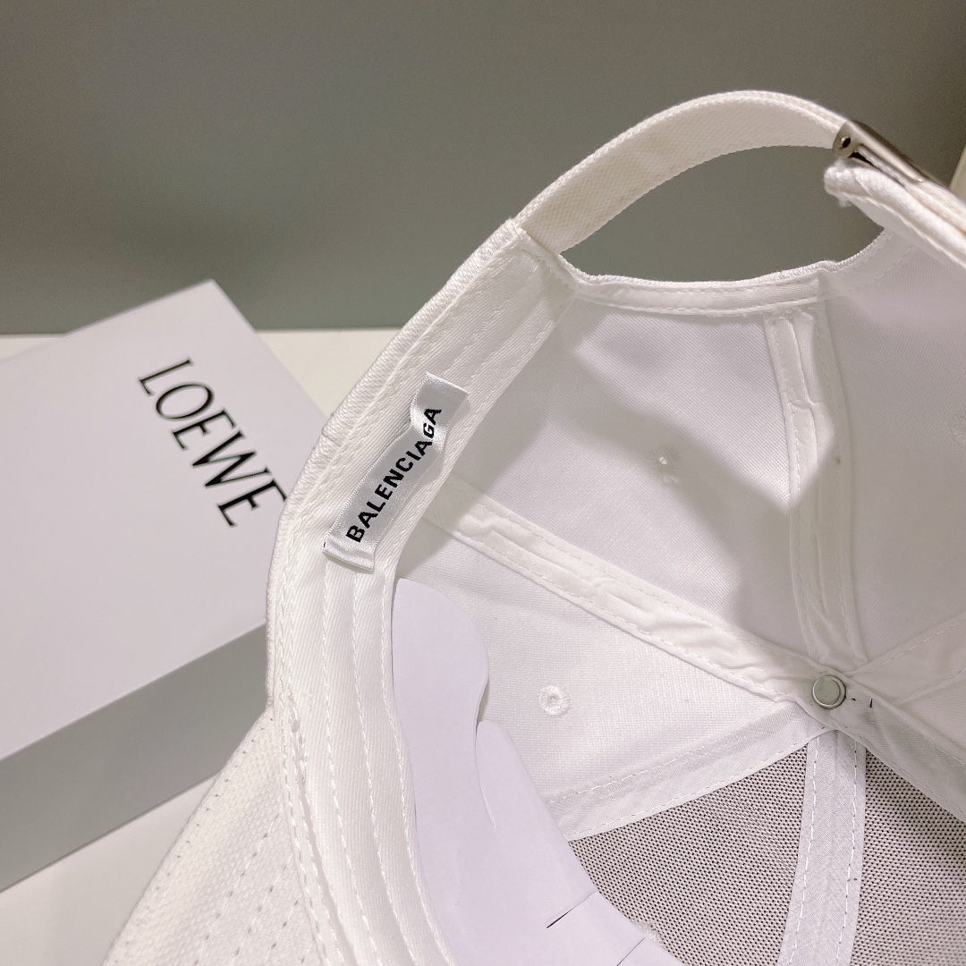 Streetwear Hat balenciaga 329035 - vstockx