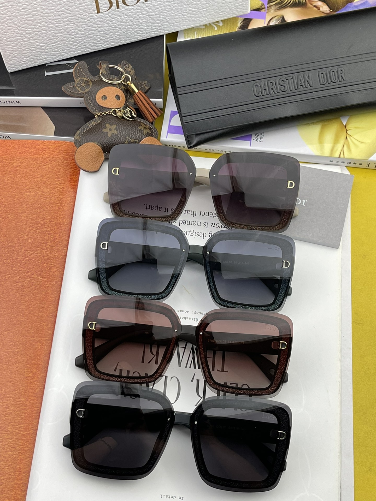 sunglasses Dior CD7029 - vstockx