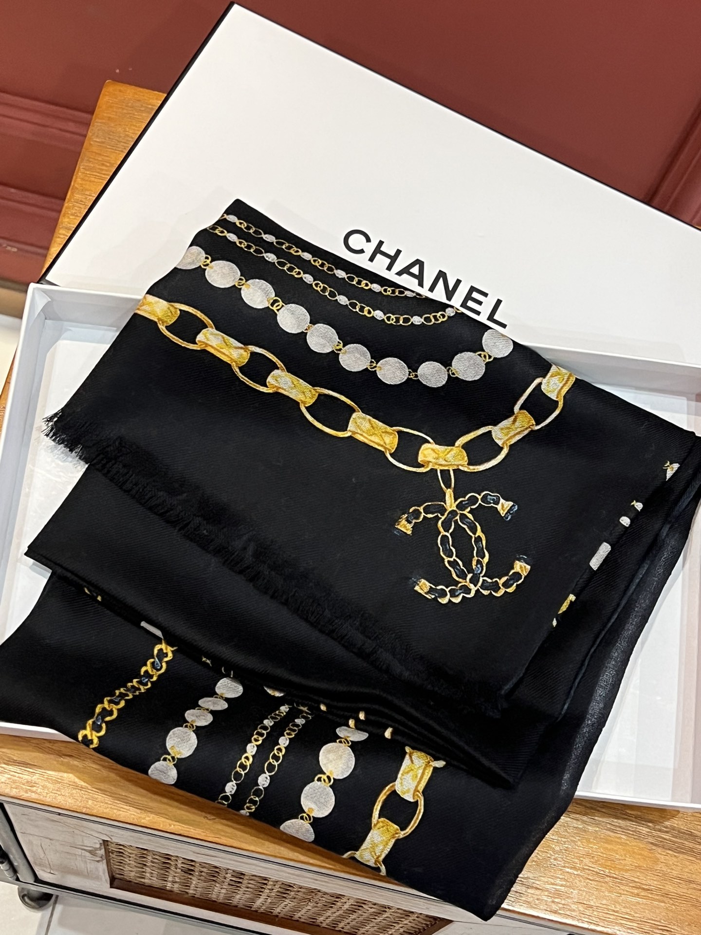 Streetwear Scarf CHANEL 328968 size:110*200cm - vstockx