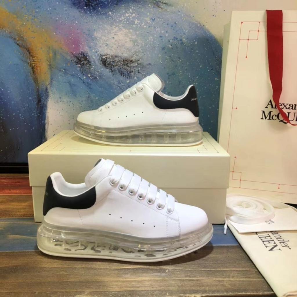 Alexander McQueen Oversized Clear Sole Black - vstockx