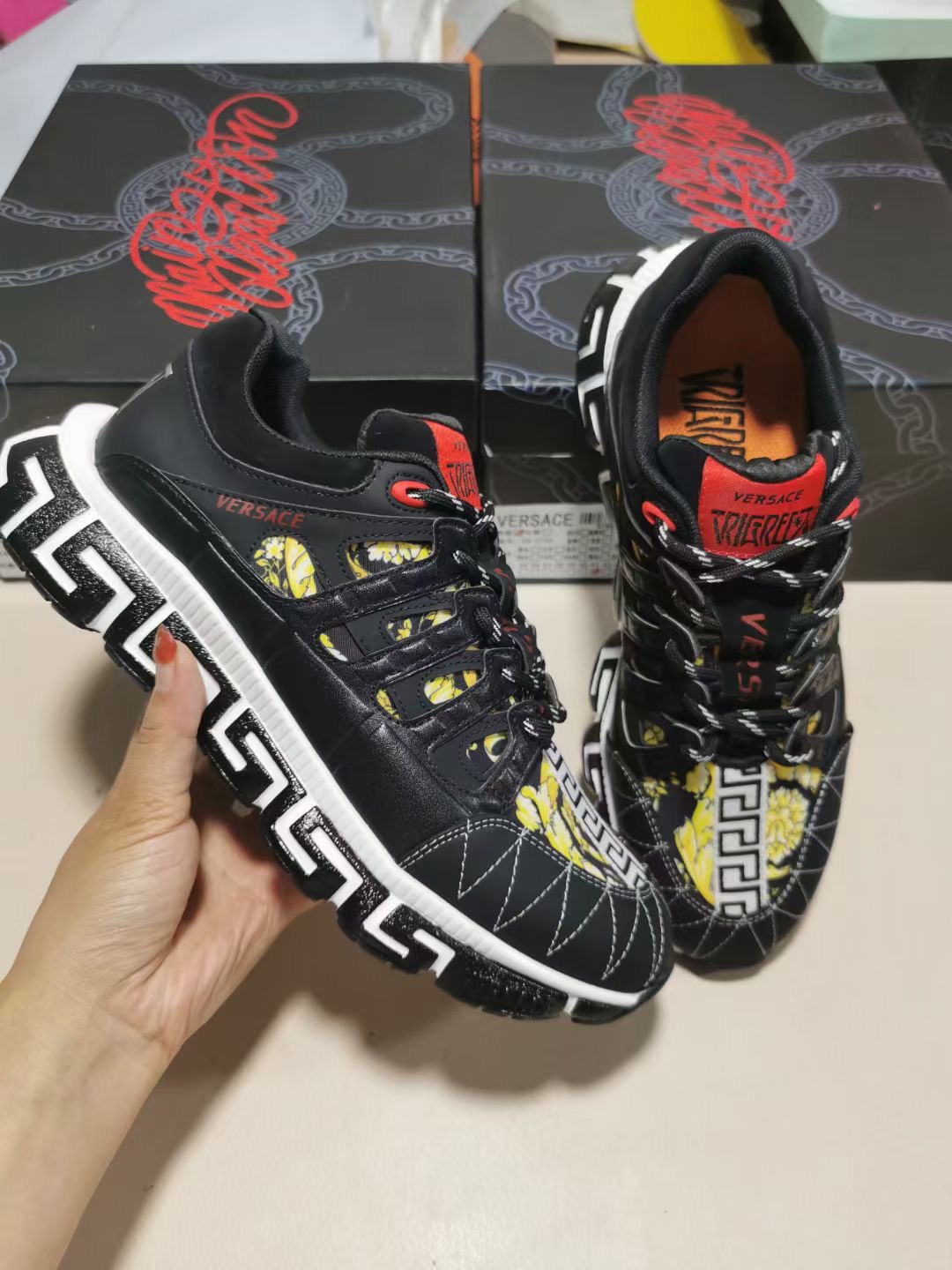 Versace Trigreca Barocco Print Black - vstockx