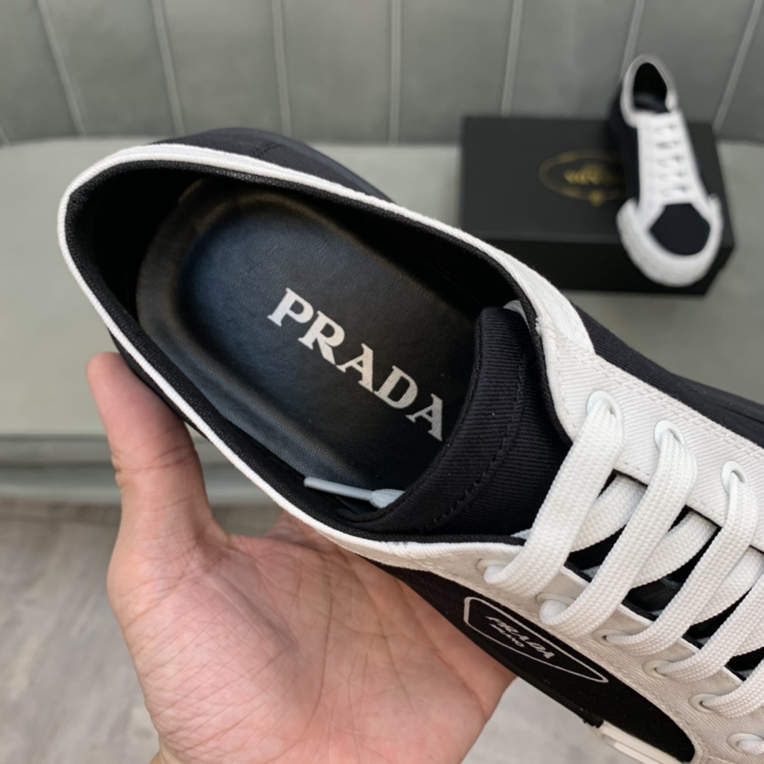 Prada Wheel Cassetta sneaker 4 - vstockx