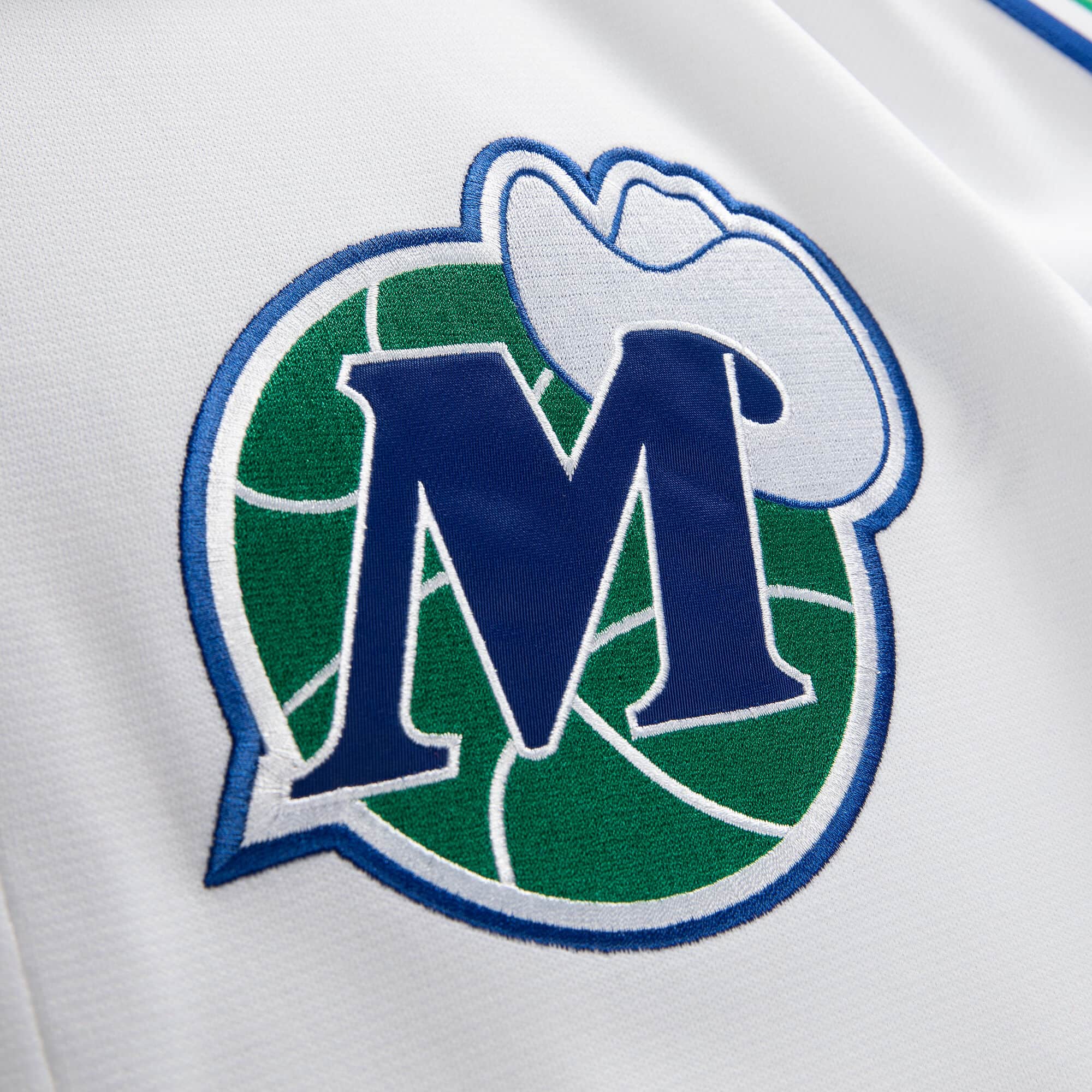 Authentic Dallas Mavericks 1980-81 Shooting Shirt - vstockx