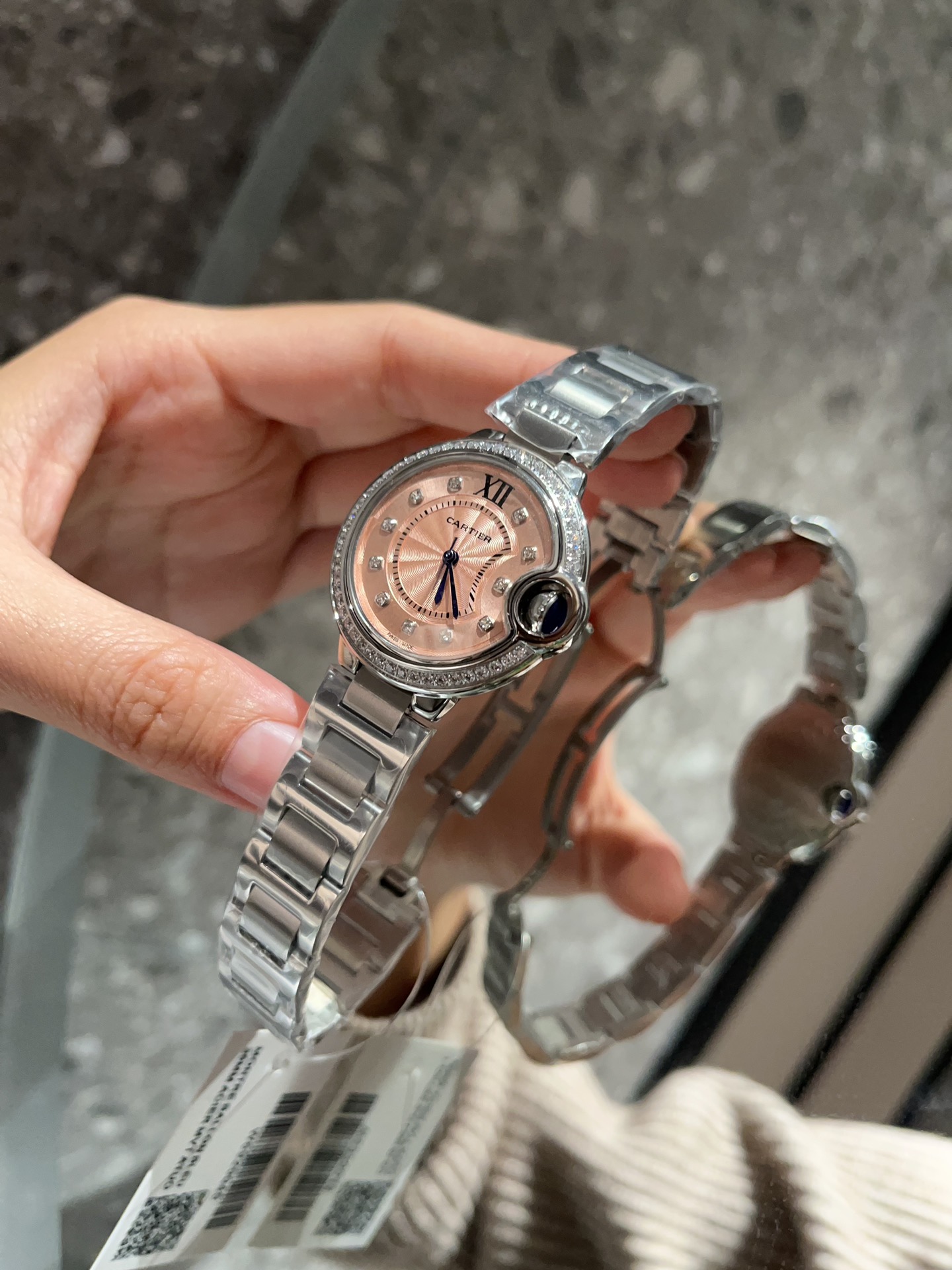 Watches Cartier 322173 size:33 mm - vstockx