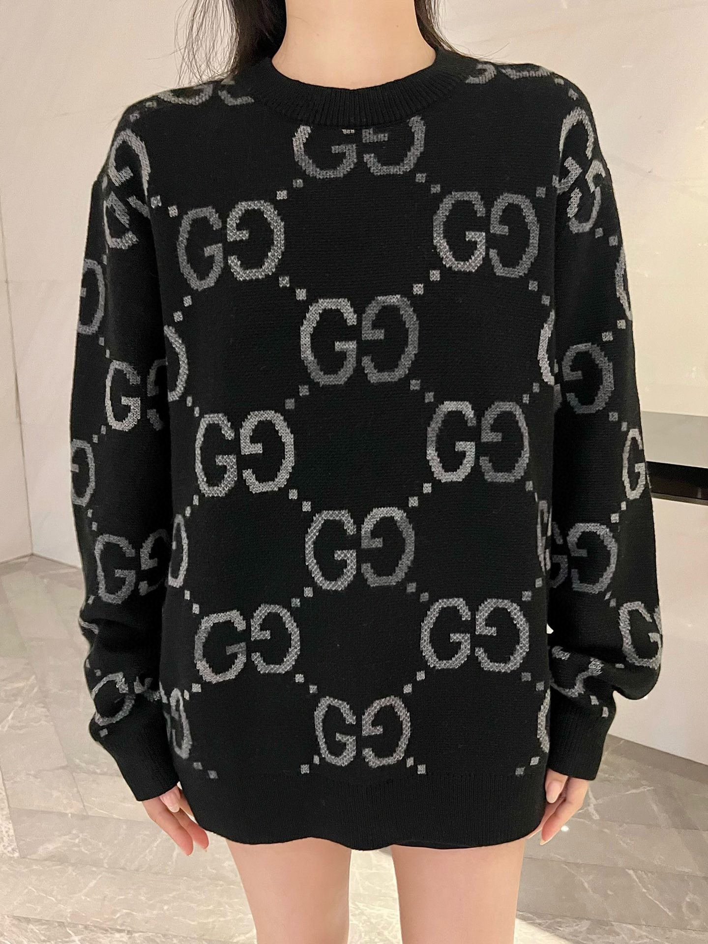 Clothes Gucci 335 - vstockx