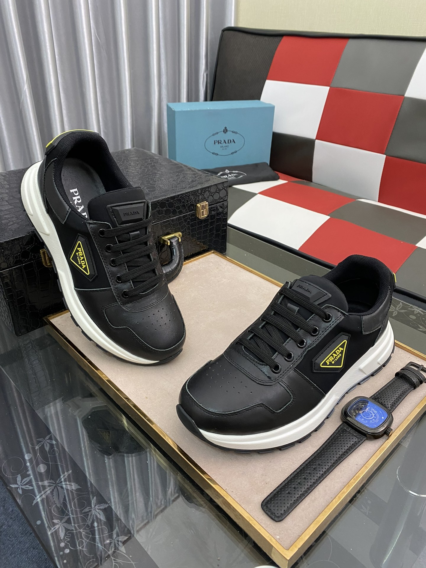 Prada Low Top sneaker 6 - vstockx